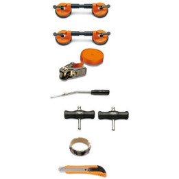 1766/8 - ASSORTIMENTO 8 UTENSILI x CRISTALLI AUTO